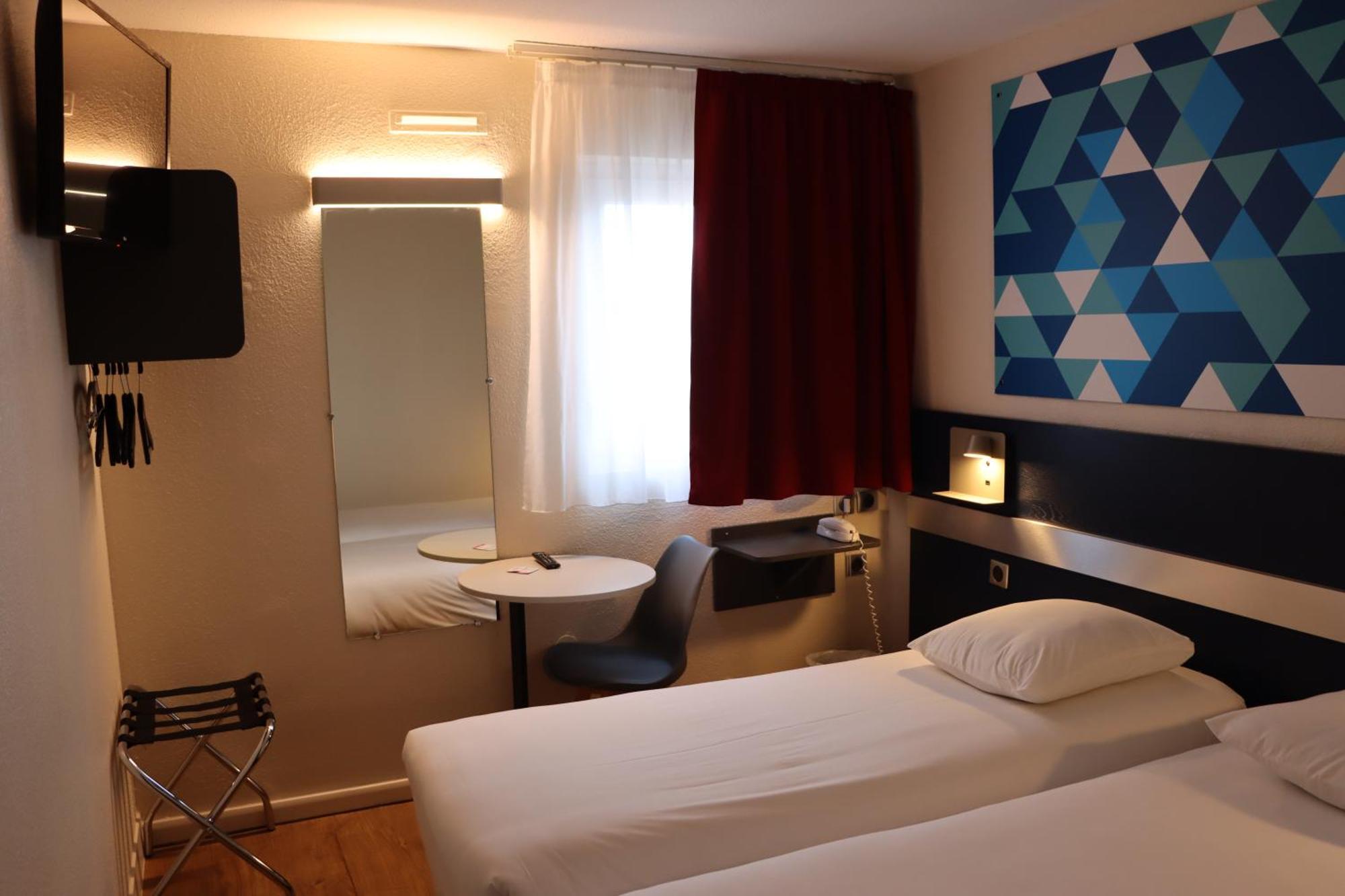 Comfort Hotel Paris Porte D'Ivry Esterno foto